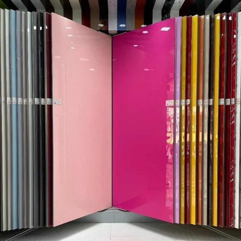High-gloss acrylic laminate sheets in assorted colours